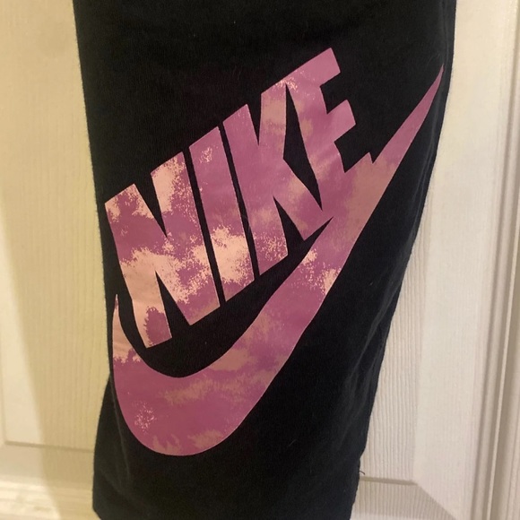***3/$50***Nike LIKE NEW Capri Leggings Size 2X - Picture 1 of 7